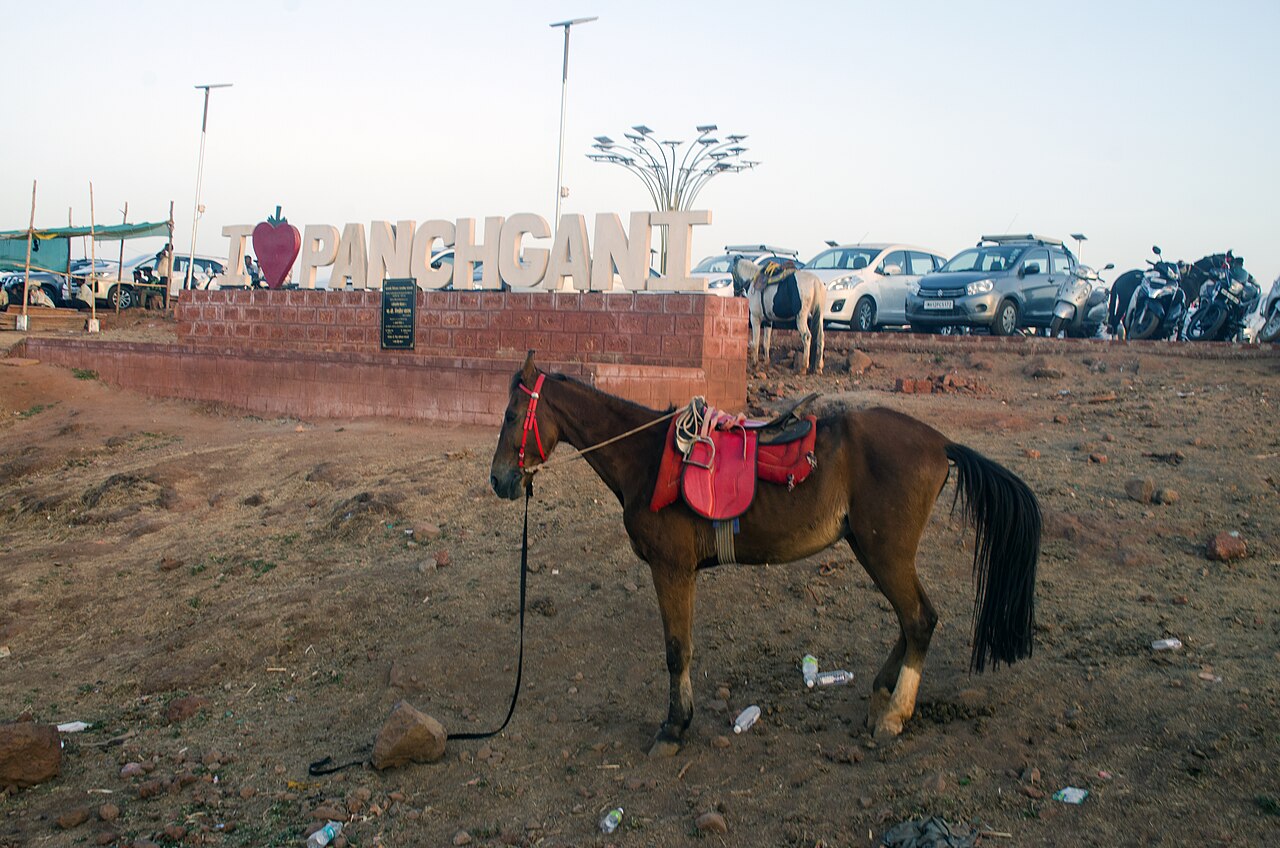 Table Land plateau in Panchgani