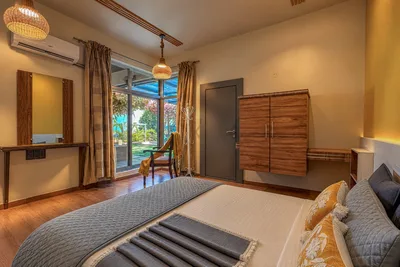 First floor bedroom 3 (Mountain View)